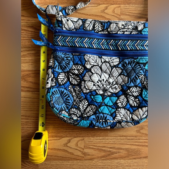Vera Bradley triple zip bag - Picture 16 of 16